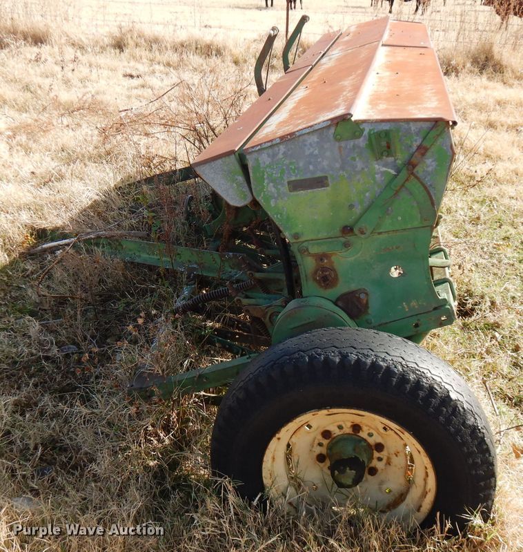 image for item GK9479 John Deere planter