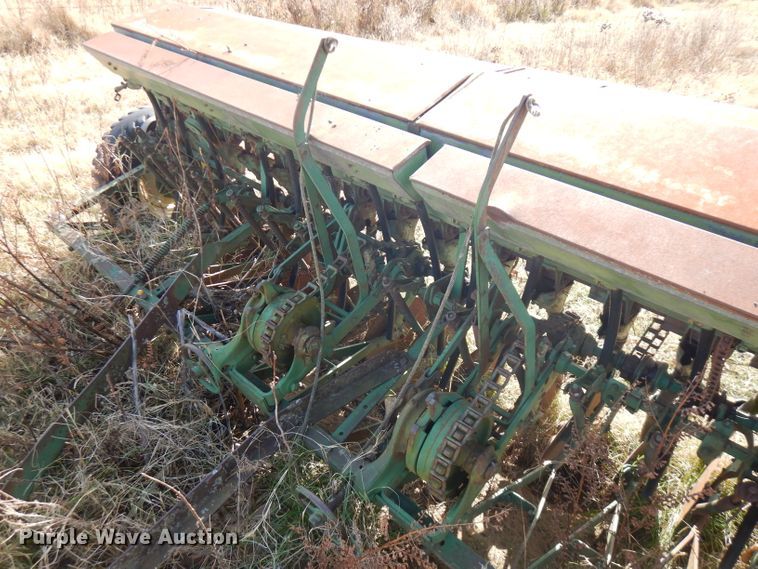 image for item GK9479 John Deere planter