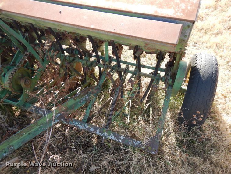 image for item GK9479 John Deere planter