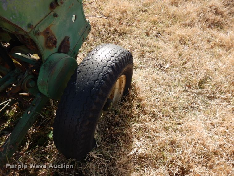 image for item GK9479 John Deere planter