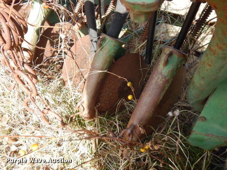 image for item GK9479 John Deere planter