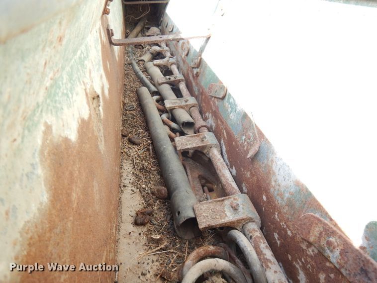 image for item GK9479 John Deere planter