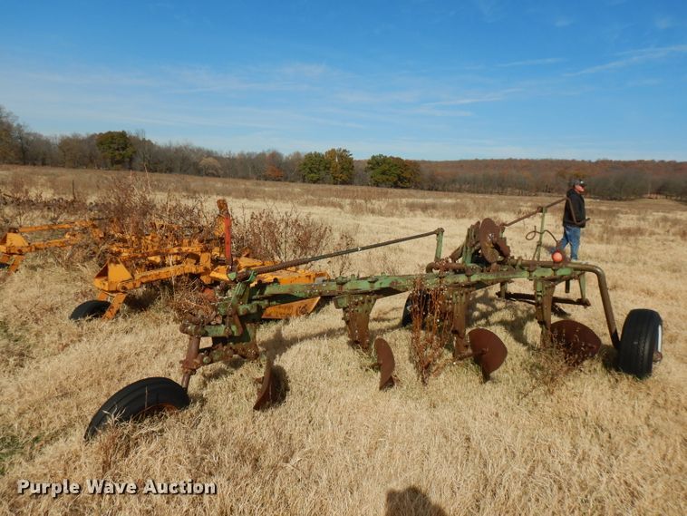 image for item GK9480 John Deere four bottom plow