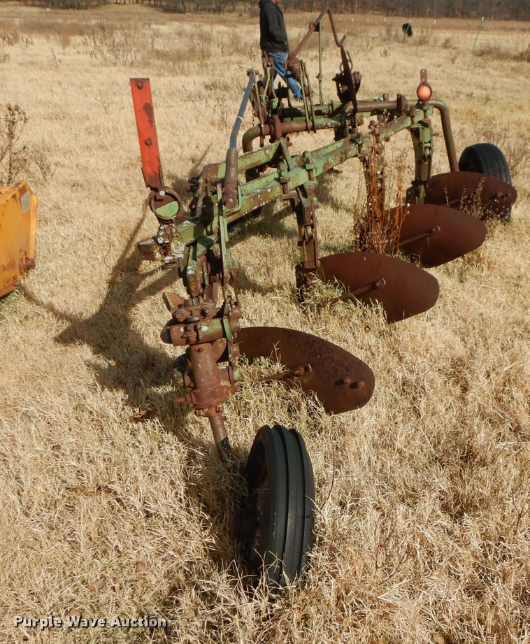 image for item GK9480 John Deere four bottom plow