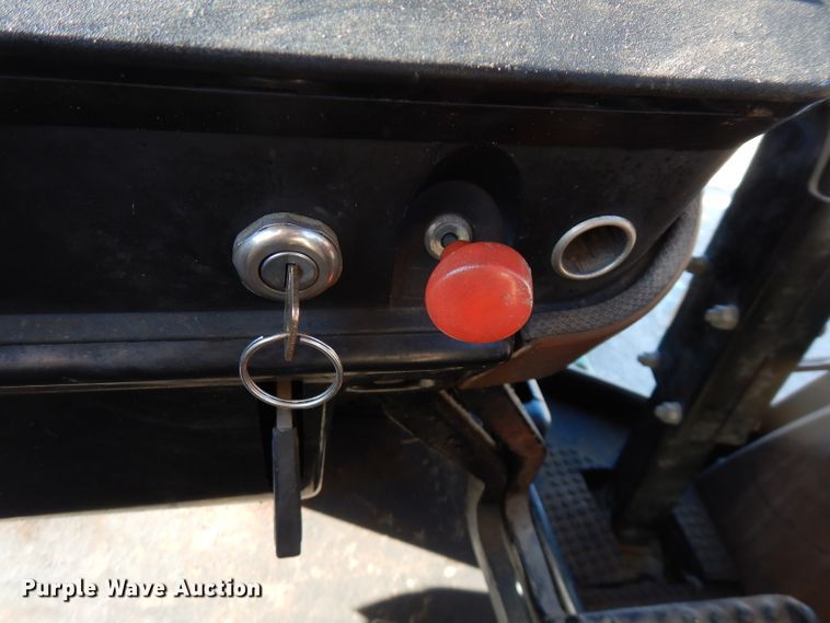 image for item GK9491 1989 John Deere 3155  MFWD tractor