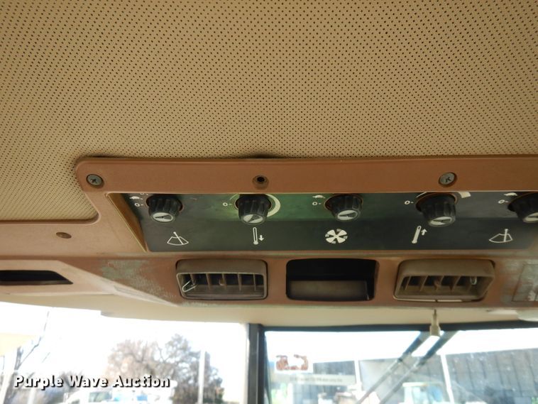 image for item GK9491 1989 John Deere 3155  MFWD tractor