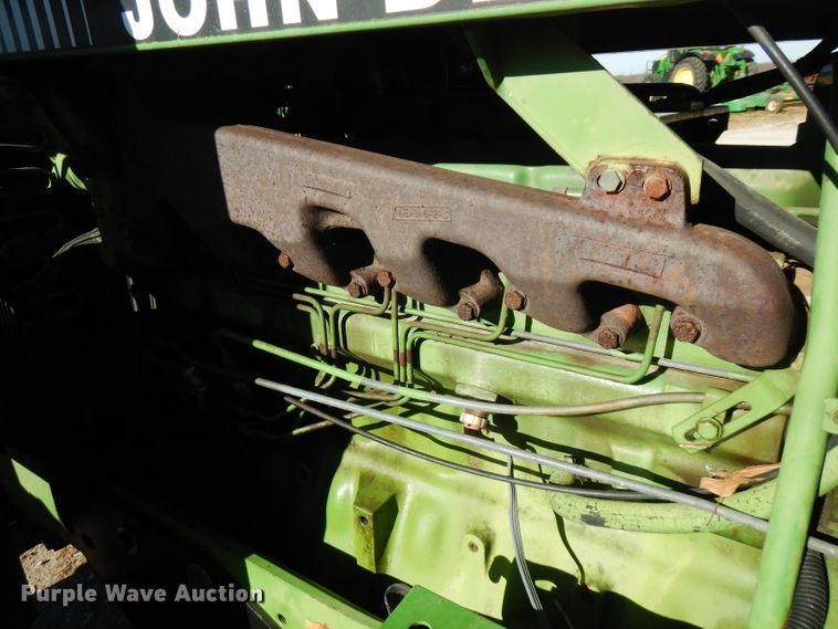 image for item GK9491 1989 John Deere 3155  MFWD tractor