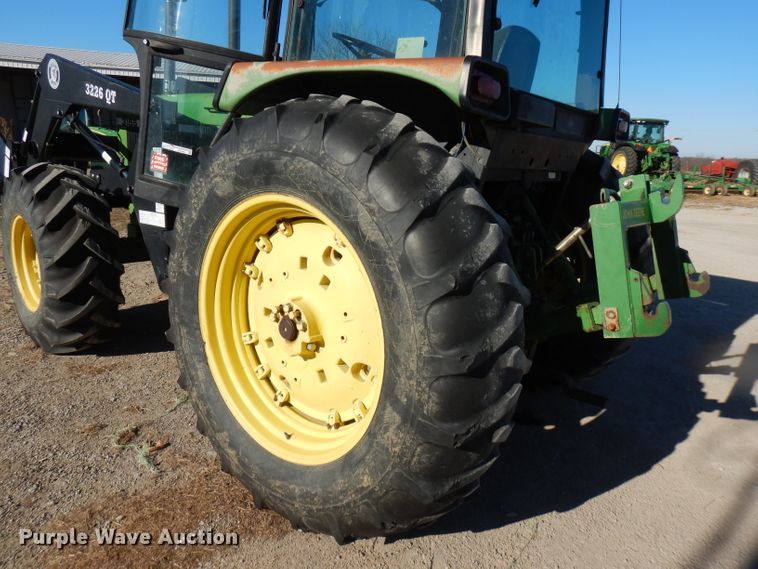 image for item GK9491 1989 John Deere 3155  MFWD tractor