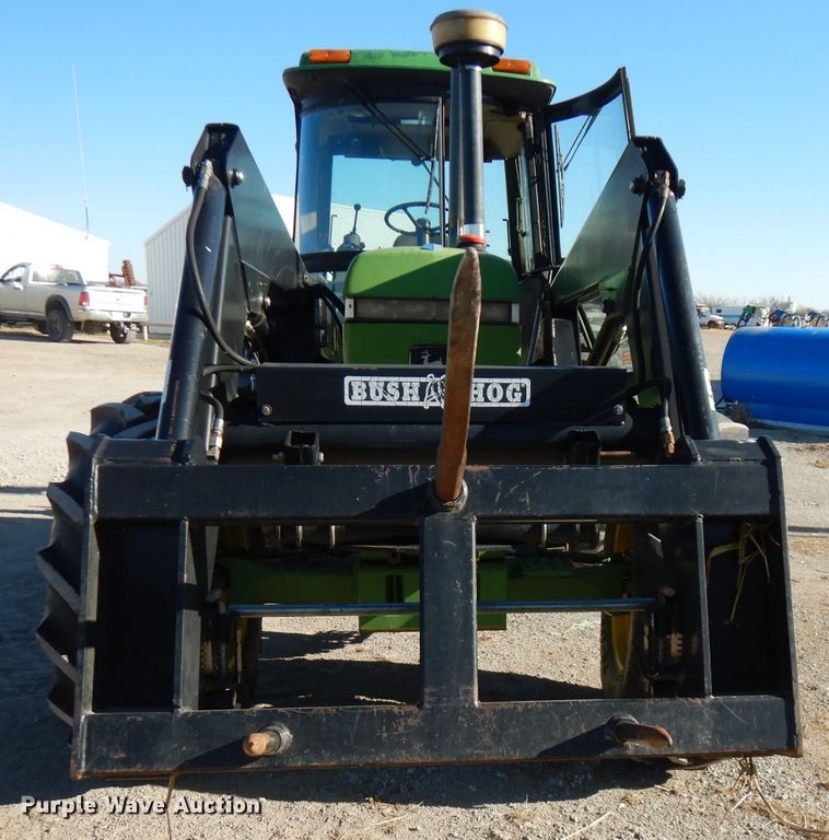 image for item GK9491 1989 John Deere 3155  MFWD tractor