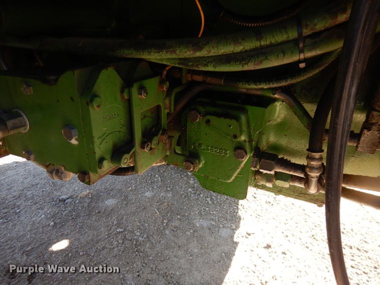 image for item GK9491 1989 John Deere 3155  MFWD tractor