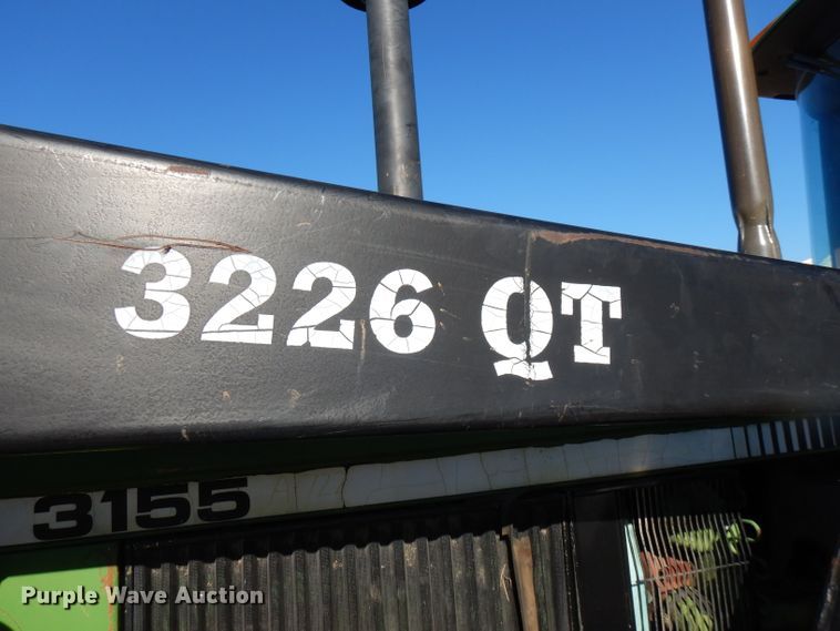 image for item GK9491 1989 John Deere 3155  MFWD tractor