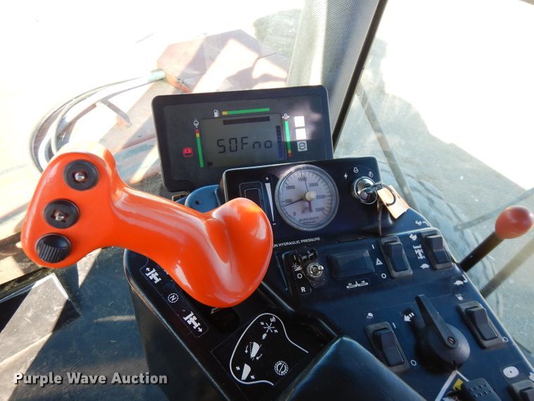 image for item GK9493 1999 Hesston 8550  windrower