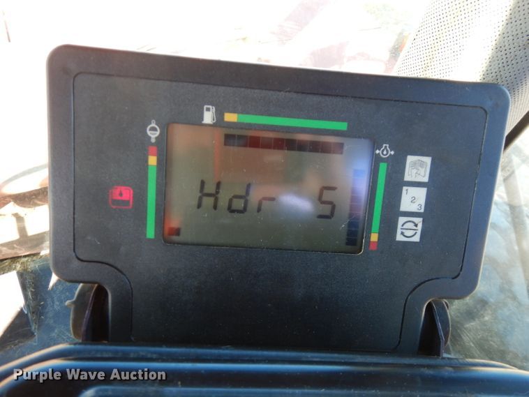 image for item GK9493 1999 Hesston 8550  windrower