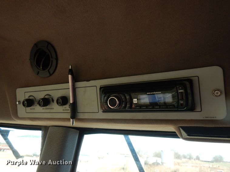 image for item GK9493 1999 Hesston 8550  windrower