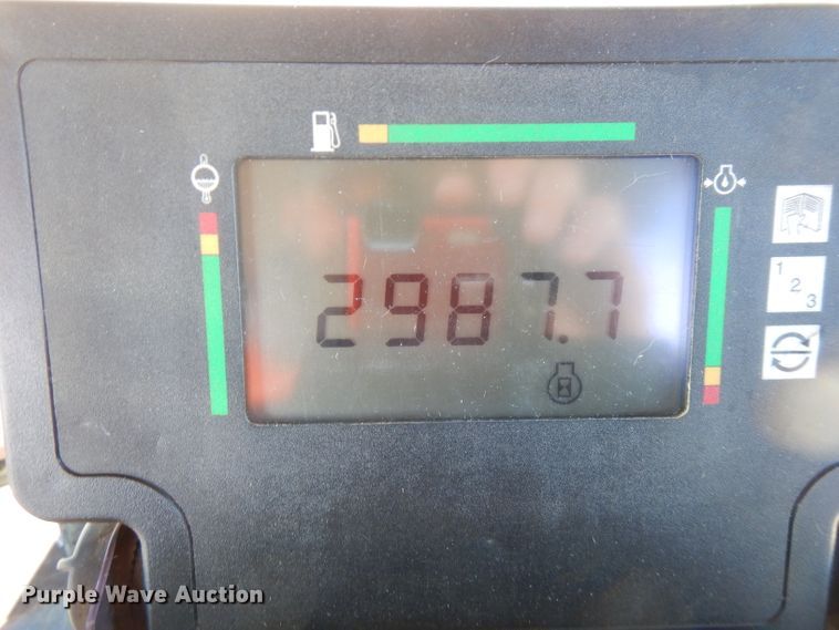 image for item GK9493 1999 Hesston 8550  windrower