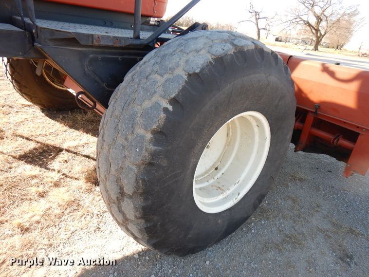 image for item GK9493 1999 Hesston 8550  windrower