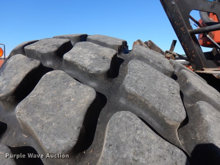 image for item GK9493 1999 Hesston 8550  windrower