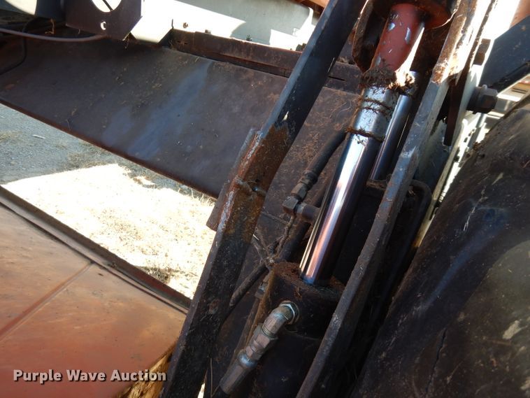 image for item GK9493 1999 Hesston 8550  windrower