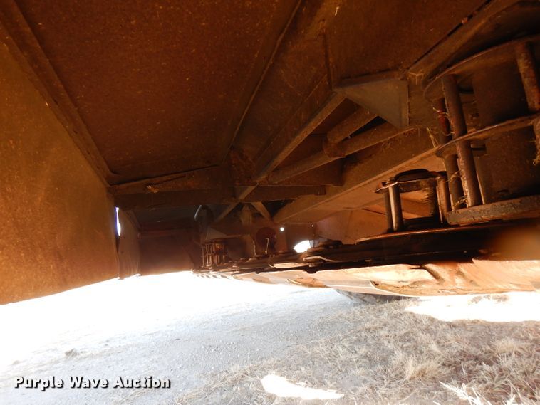 image for item GK9493 1999 Hesston 8550  windrower