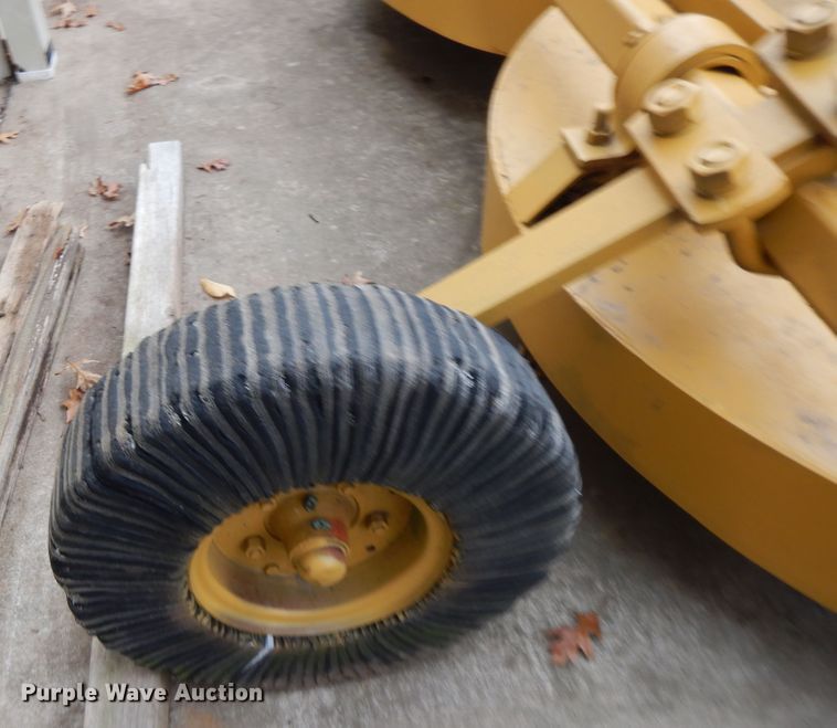 image for item GK9562 Bush Hog 160 rotary mower