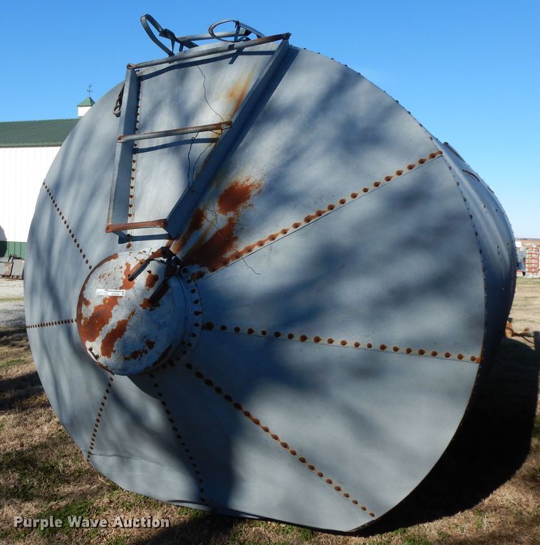 image for item GK9593 Grain bin