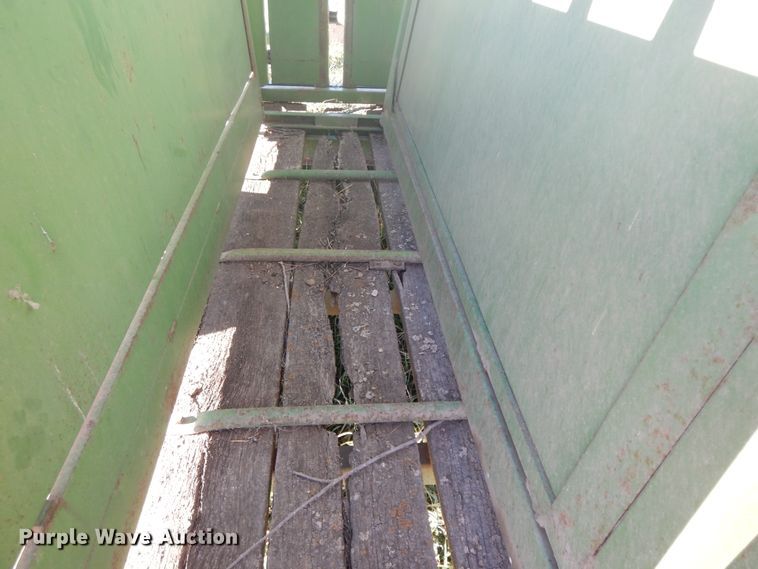 image for item GK9632 Super chute 2401 livestock chute