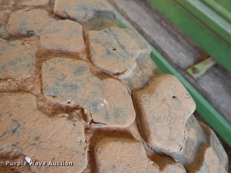 image for item GK9632 Super chute 2401 livestock chute