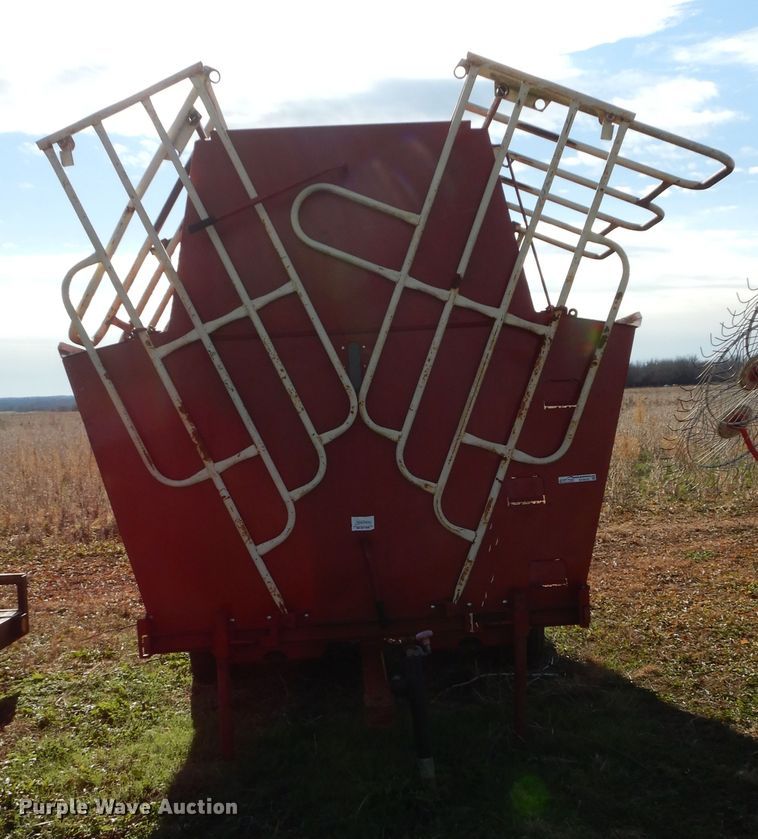 image for item GK9633 Feed Train Commercial 155 feeder