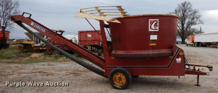 image for item GK9642 Farm Hand F880B tub grinder