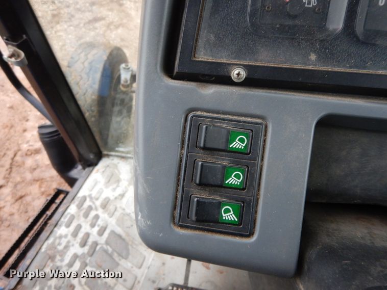 image for item GK9648 New Holland TS100  tractor