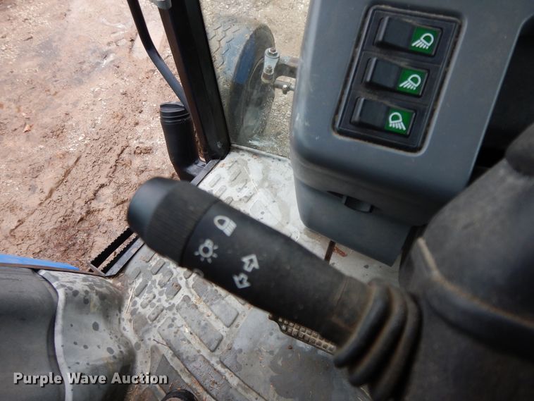 image for item GK9648 New Holland TS100  tractor