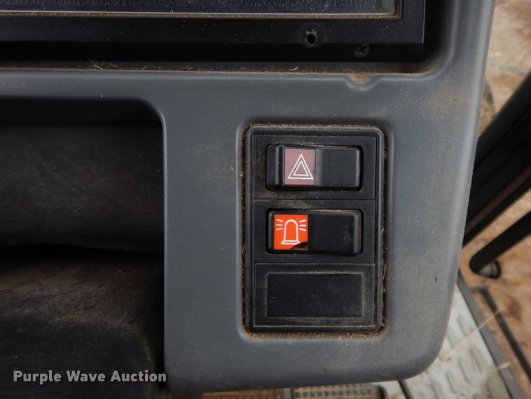 image for item GK9648 New Holland TS100  tractor