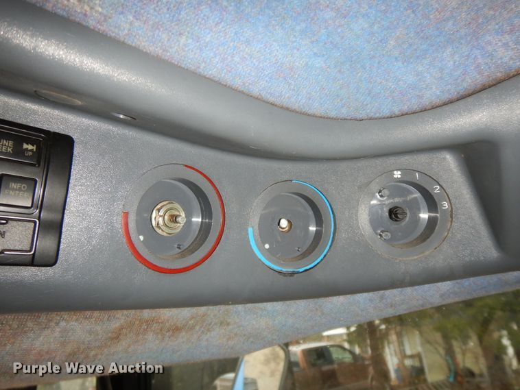 image for item GK9648 New Holland TS100  tractor