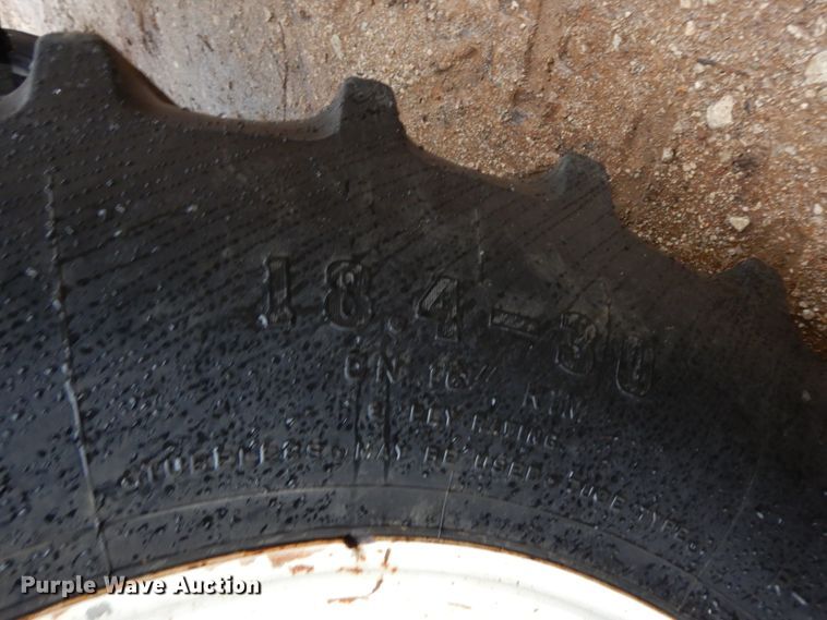 image for item GK9648 New Holland TS100  tractor