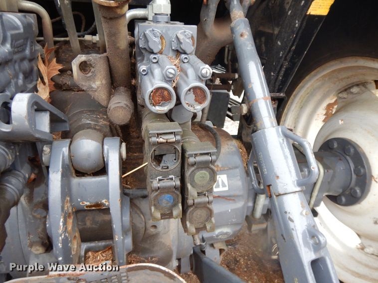 image for item GK9648 New Holland TS100  tractor