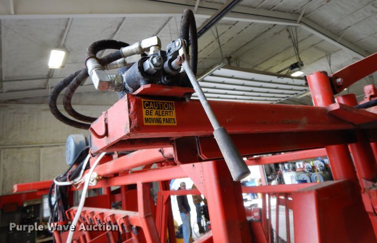 image for item GK9649 Linn Cattle Care squeeze chute