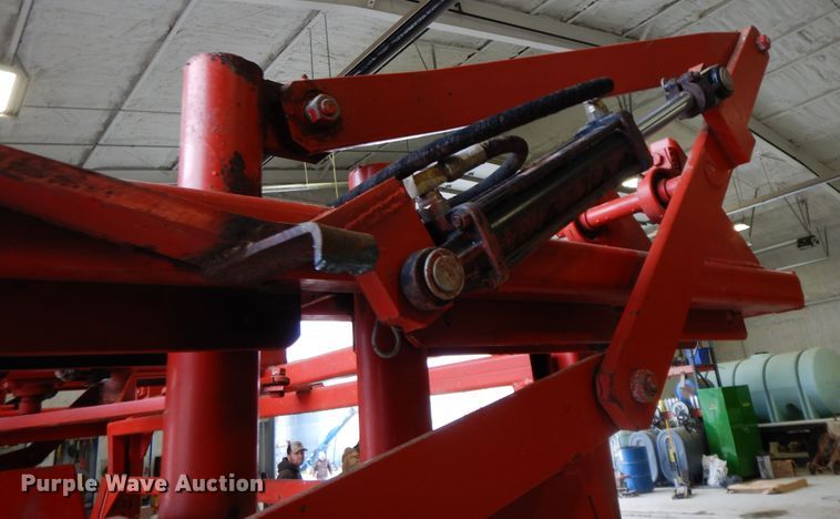 image for item GK9649 Linn Cattle Care squeeze chute