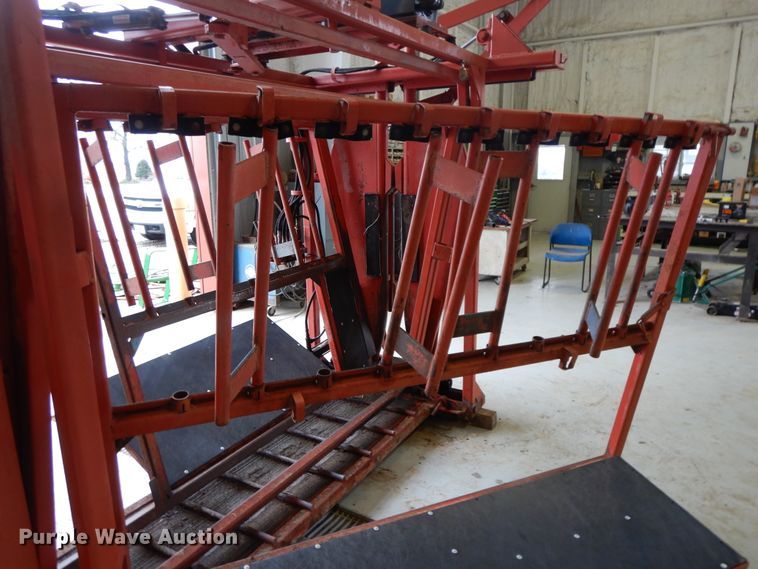 image for item GK9649 Linn Cattle Care squeeze chute