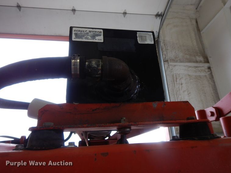 image for item GK9649 Linn Cattle Care squeeze chute