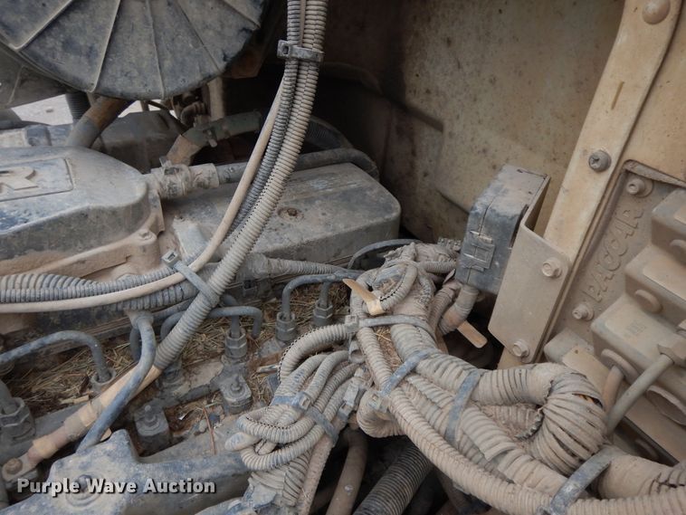 image for item GK9650 2013 Peterbilt 337  feed mixer truck