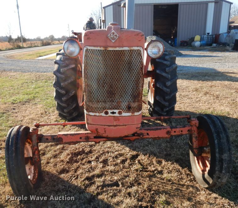 image for item GK9661 Allis Chalmers D17  tractor