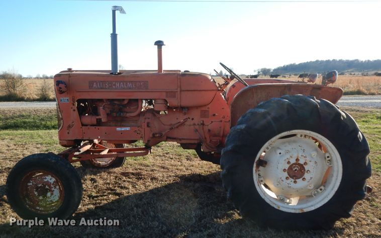 image for item GK9661 Allis Chalmers D17  tractor