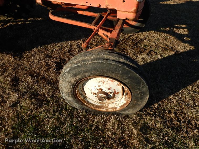 image for item GK9661 Allis Chalmers D17  tractor