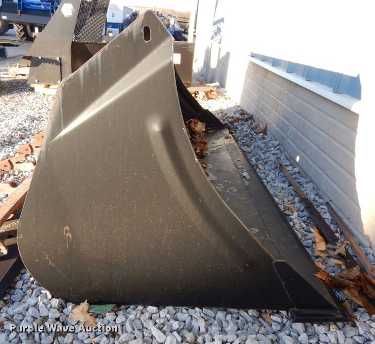 image for item GQ9887 74.5"W bucket