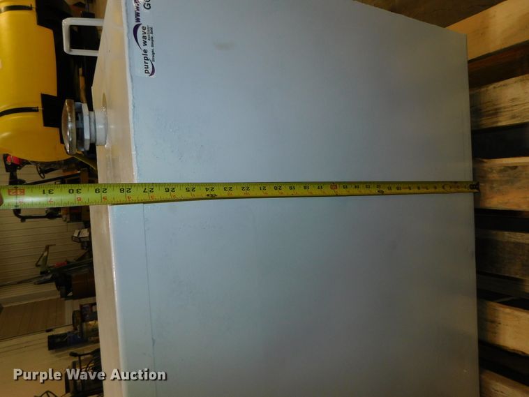 image for item GQ9890 Auxiliary fuel tank