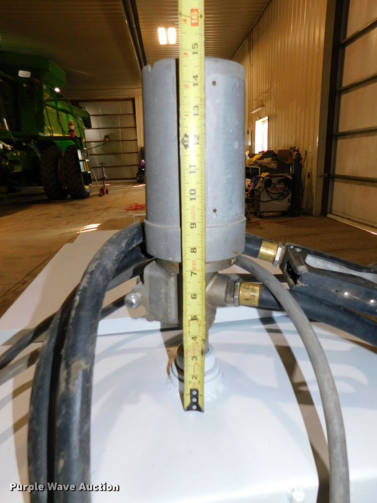 image for item GQ9890 Auxiliary fuel tank