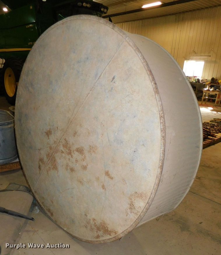 image for item GQ9892 (3) livestock tanks