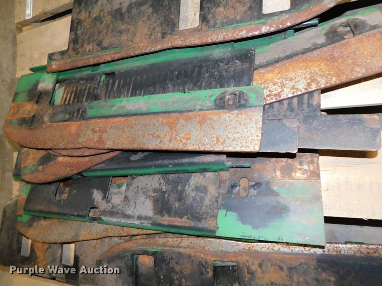 image for item GQ9893 Corn head parts