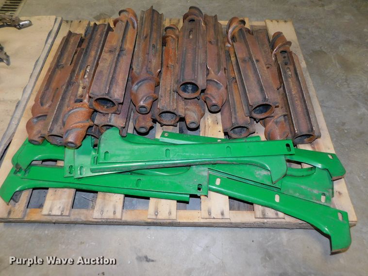 image for item GQ9893 Corn head parts