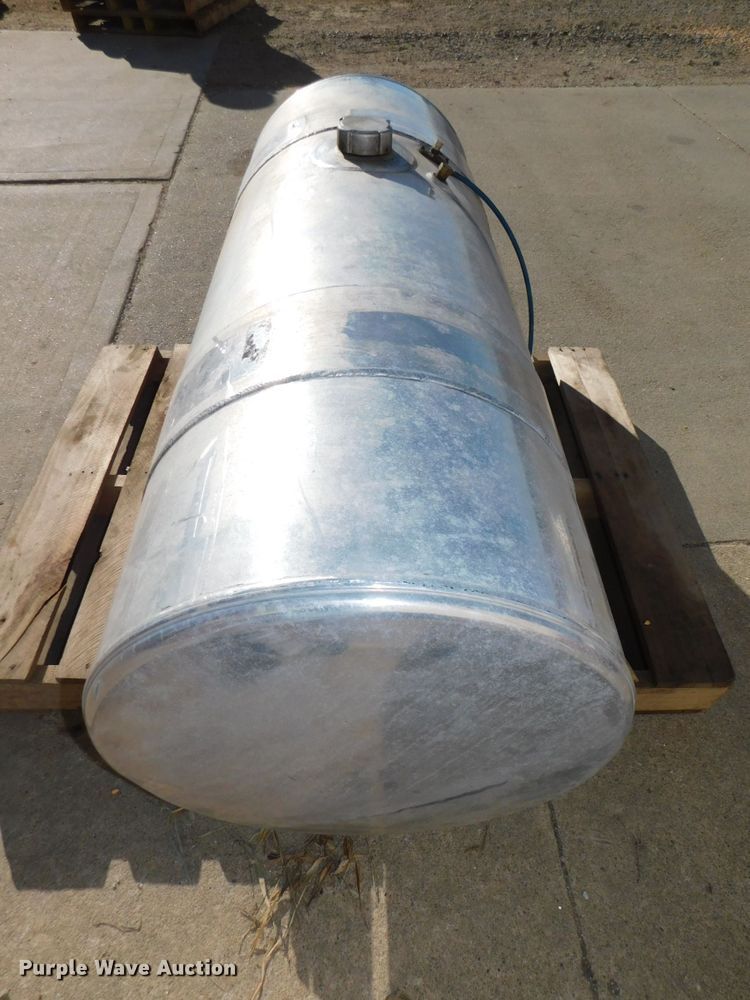 image for item GQ9894 Truck parts